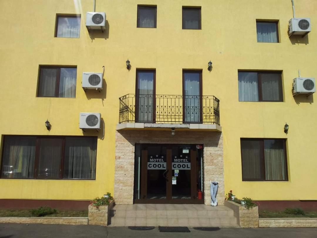 Motel Cool Bărcăneşti Exterior foto